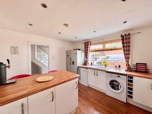 Photo 13- click for photo gallery